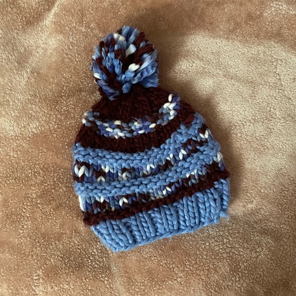 north face pom hat